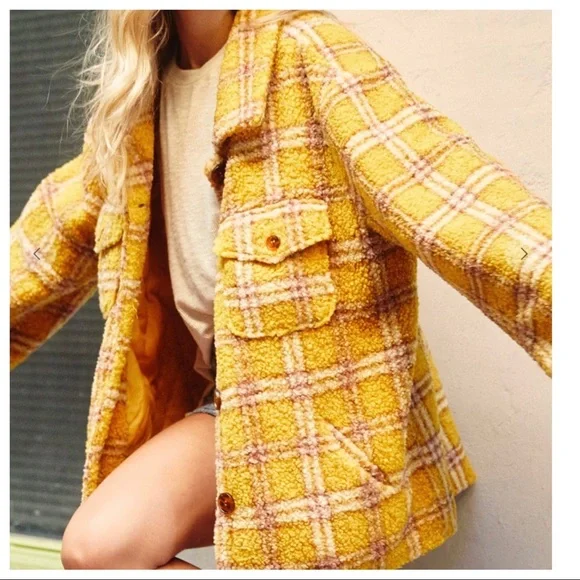 #02 Julia Warm and cozy Plaid Teddy Jacket - Picture 6 of 10